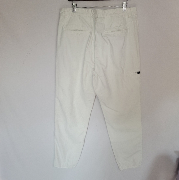 Women's size 36 Rag & Bone white patched jeans - Picture 2 of 7